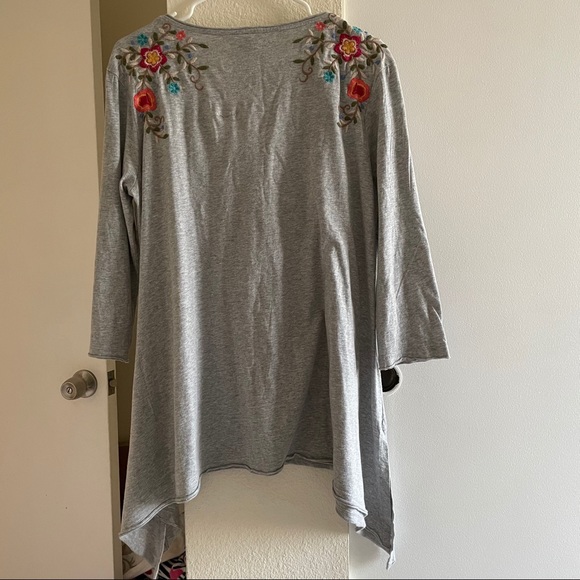 Johnny Was Tuscany 3/4 Sleeve Trapeze Tee - Picture 12 of 16